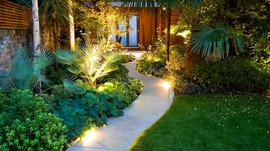 Iluminación exterior jardín
